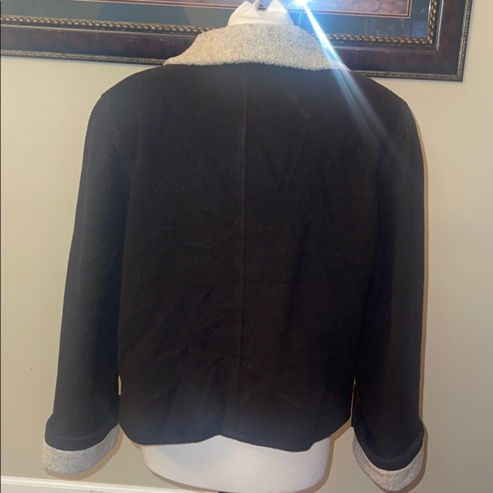 Orvis Women’s Coat - Picture 3 of 4